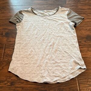 Lululemon Athletica Gray Stripe Short Sleeve Tee